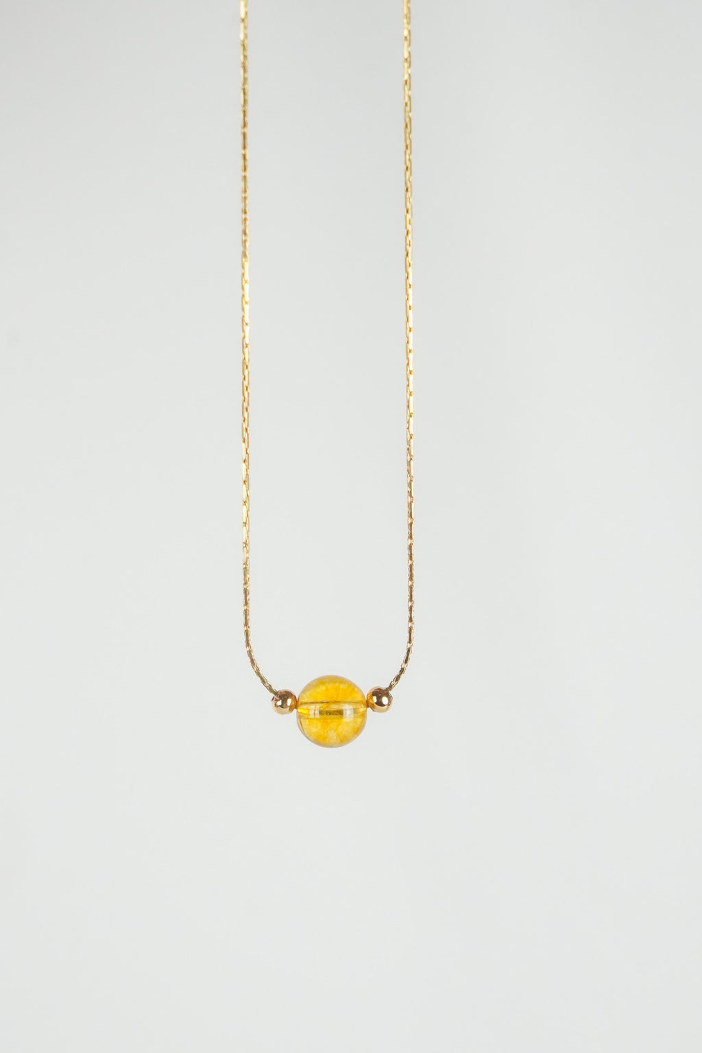Sueño amarillo - Collar con dije de ambar